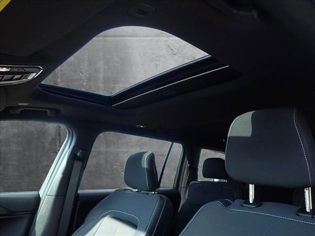 new 2025 Jeep Grand Cherokee L car, priced at $43,114