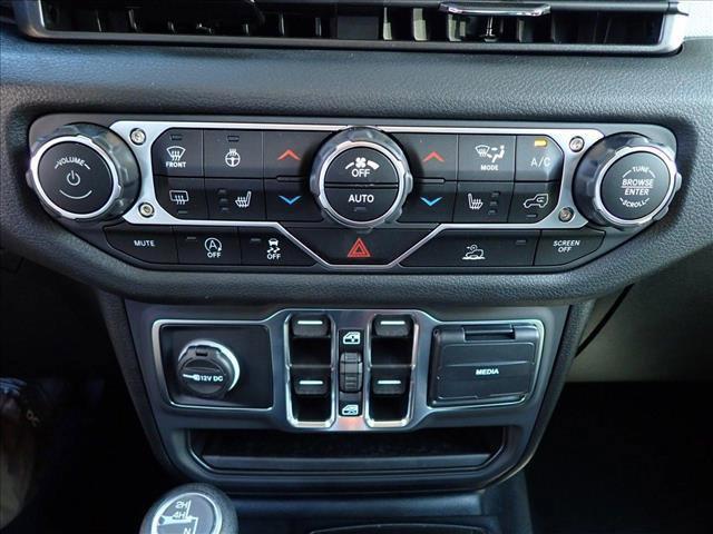 new 2025 Jeep Gladiator car, priced at $48,279