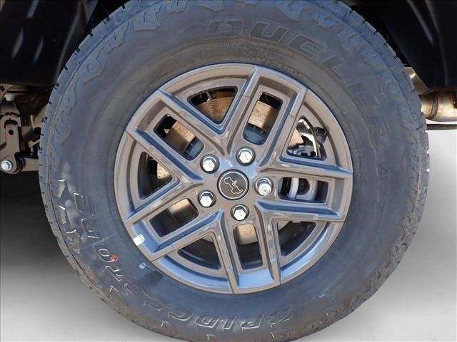 new 2025 Jeep Gladiator car, priced at $48,279