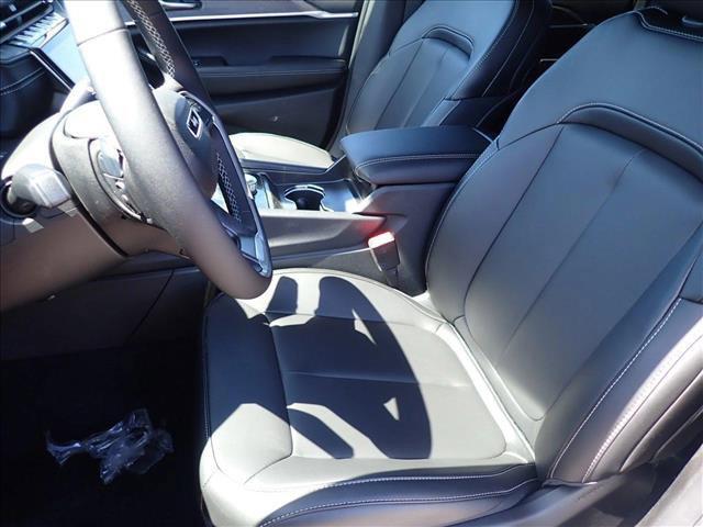 new 2025 Jeep Grand Cherokee car, priced at $53,534