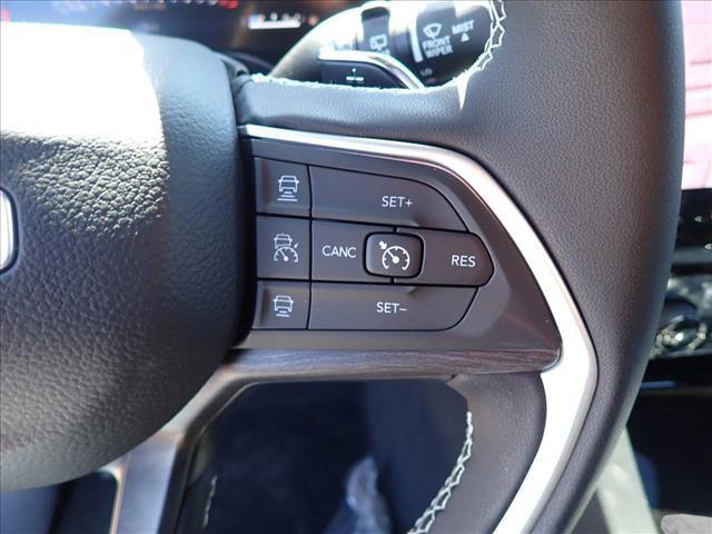 new 2025 Jeep Grand Cherokee car, priced at $53,534