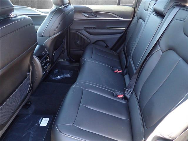 new 2025 Jeep Grand Cherokee car, priced at $53,534