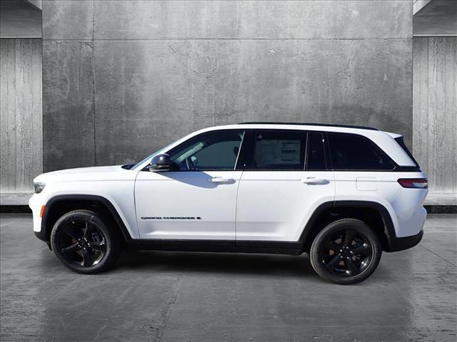 new 2025 Jeep Grand Cherokee car, priced at $45,879