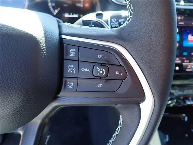 new 2025 Jeep Grand Cherokee car, priced at $49,449