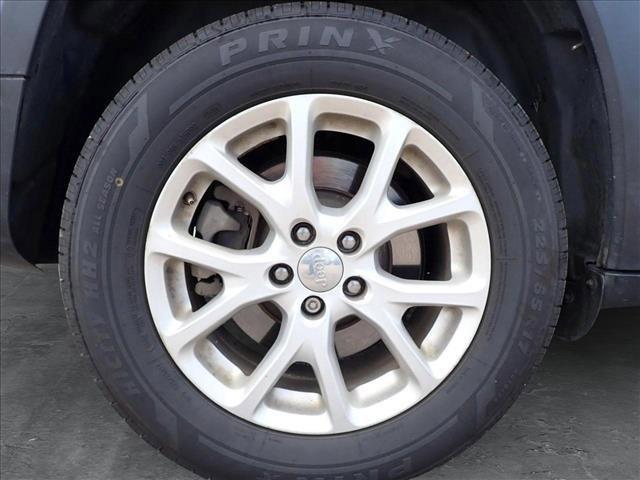 used 2017 Jeep Cherokee car, priced at $9,799