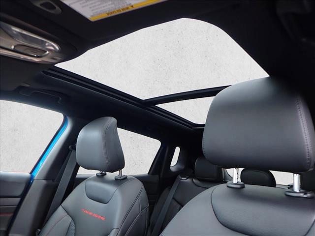 new 2026 Jeep Compass car, priced at $38,253