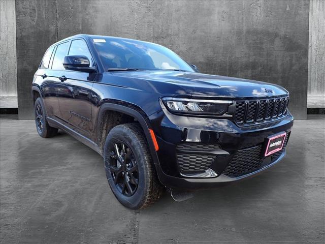 new 2025 Jeep Grand Cherokee car, priced at $43,829