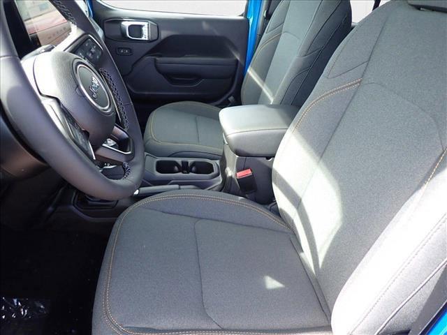 new 2025 Jeep Gladiator car, priced at $47,779