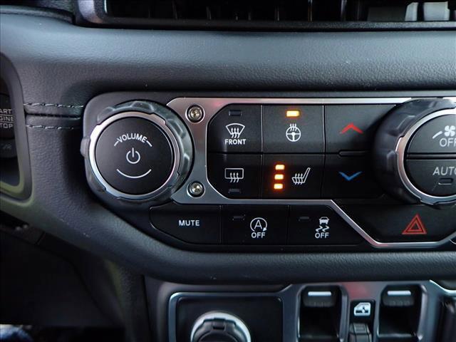 new 2025 Jeep Wrangler car, priced at $59,999