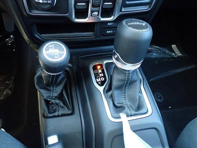 new 2025 Jeep Gladiator car, priced at $44,504
