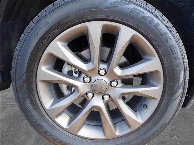 used 2016 Jeep Grand Cherokee car, priced at $17,000