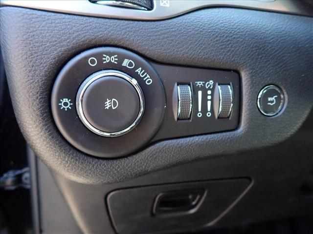 used 2021 Jeep Cherokee car, priced at $25,998