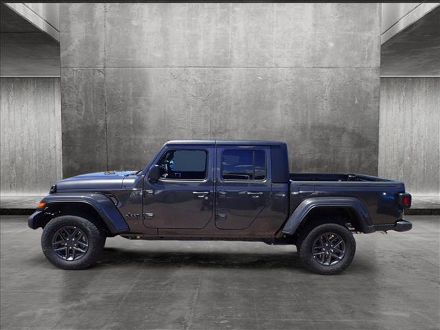 new 2024 Jeep Gladiator car, priced at $40,409