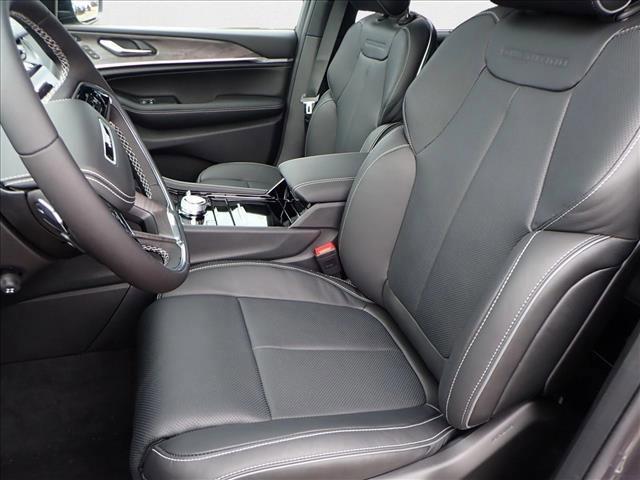 new 2025 Jeep Grand Cherokee L car, priced at $64,414