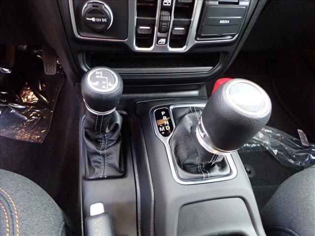 new 2025 Jeep Gladiator car, priced at $47,484