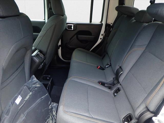 new 2025 Jeep Gladiator car, priced at $47,484