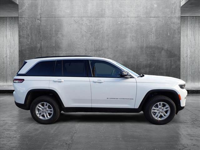 new 2025 Jeep Grand Cherokee car, priced at $38,129