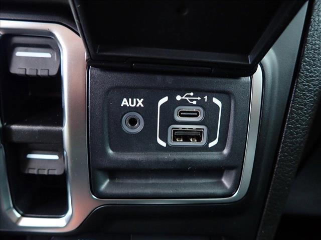 new 2025 Jeep Gladiator car, priced at $45,099