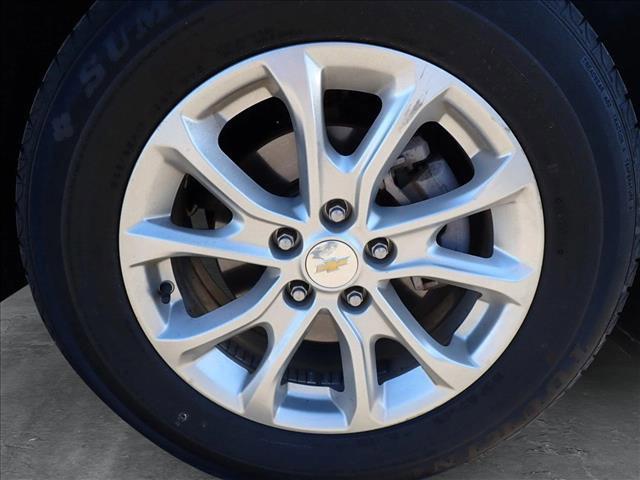 used 2021 Chevrolet Equinox car, priced at $19,542