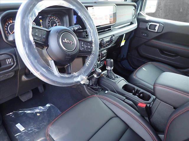 new 2025 Jeep Gladiator car, priced at $63,384