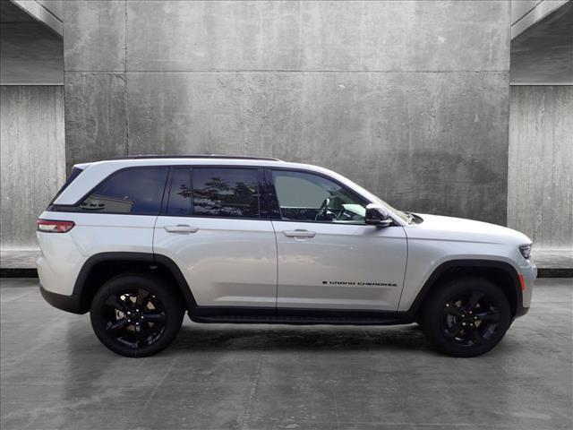 new 2024 Jeep Grand Cherokee car, priced at $47,826