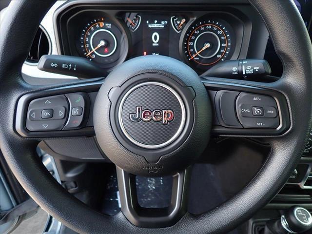 new 2025 Jeep Gladiator car, priced at $45,099