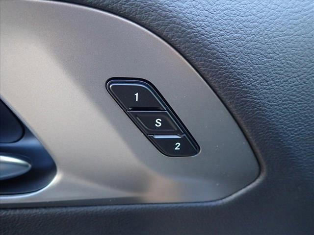 new 2025 Chrysler Pacifica Hybrid car, priced at $53,124