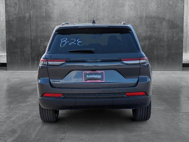 new 2025 Jeep Grand Cherokee car, priced at $46,474