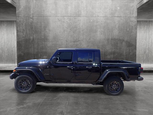 new 2024 Jeep Gladiator car, priced at $41,414