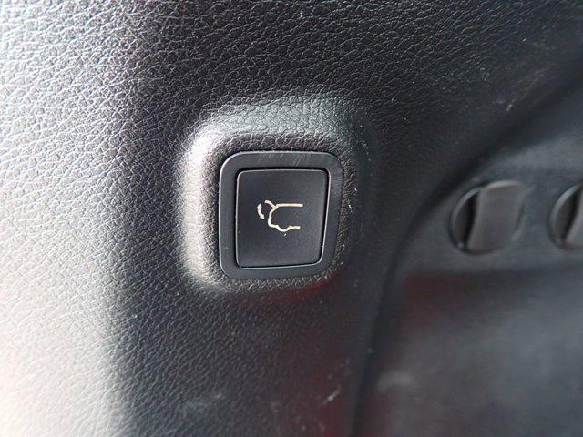 used 2019 Jeep Cherokee car, priced at $16,049