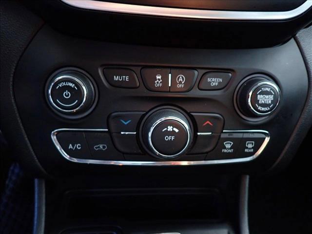 used 2019 Jeep Cherokee car, priced at $10,861