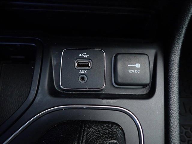 used 2019 Jeep Cherokee car, priced at $10,861