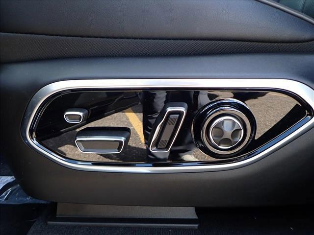 new 2025 Jeep Grand Cherokee L car, priced at $63,664