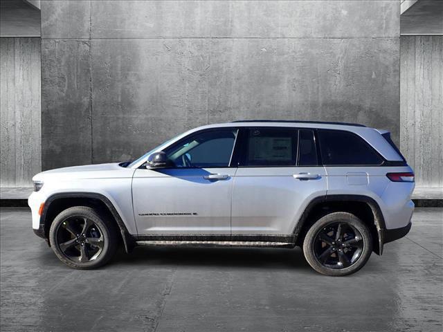 new 2025 Jeep Grand Cherokee car, priced at $48,769