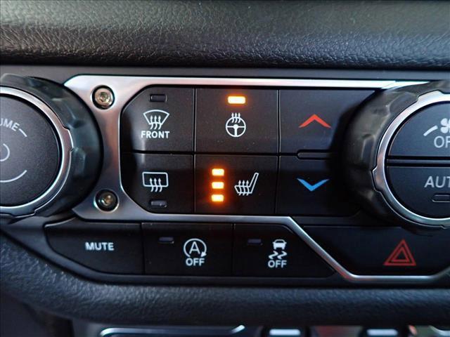 new 2025 Jeep Gladiator car, priced at $52,679