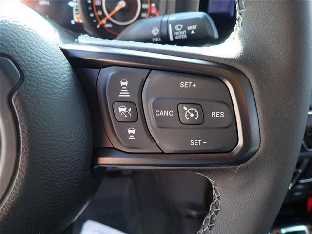 new 2025 Jeep Gladiator car, priced at $52,679