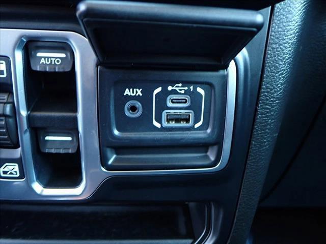 used 2019 Jeep Wrangler Unlimited car, priced at $27,500