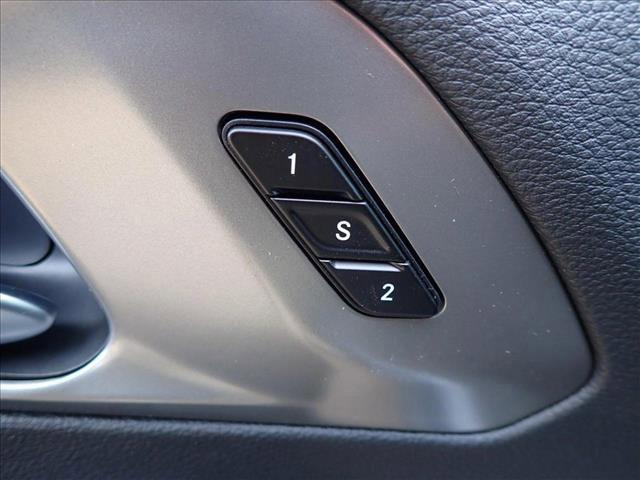 new 2025 Chrysler Pacifica car, priced at $41,384