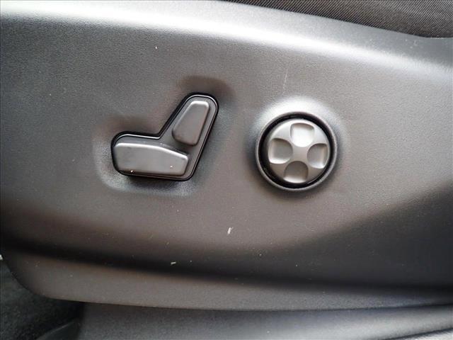 new 2025 Chrysler Pacifica car, priced at $41,384