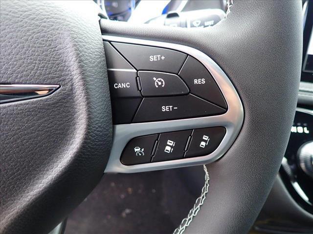 new 2025 Chrysler Pacifica car, priced at $41,384