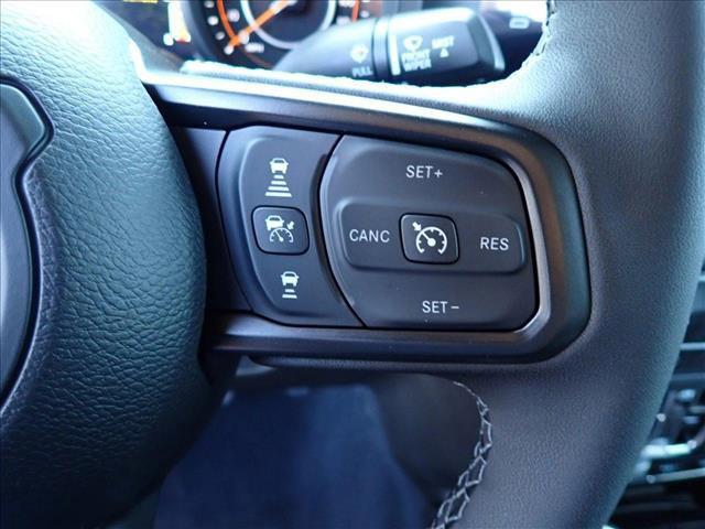 new 2025 Jeep Gladiator car, priced at $58,974