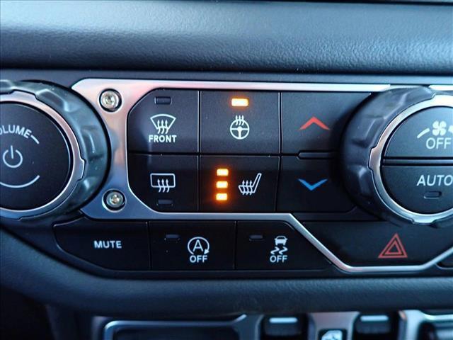 new 2025 Jeep Gladiator car, priced at $58,974