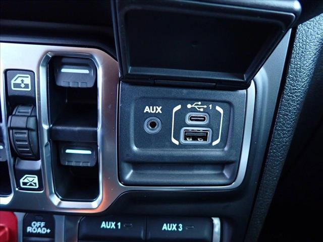 new 2025 Jeep Gladiator car, priced at $58,974