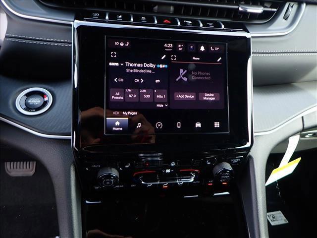 new 2025 Jeep Grand Cherokee car, priced at $42,719