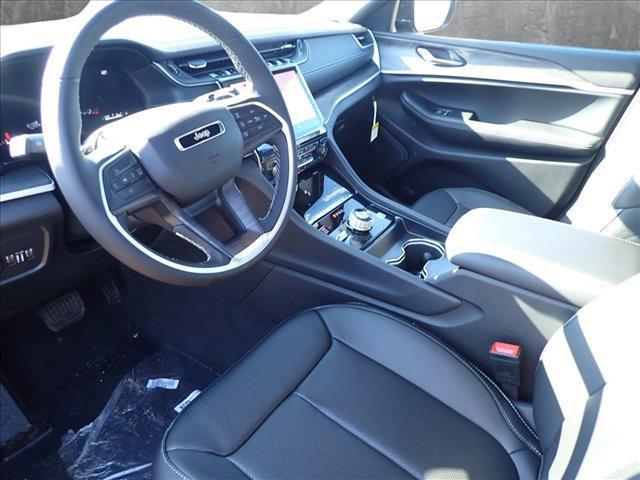 new 2025 Jeep Grand Cherokee L car, priced at $60,304