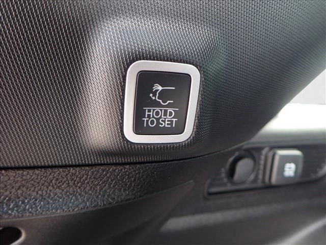 new 2025 Jeep Grand Cherokee car, priced at $41,969