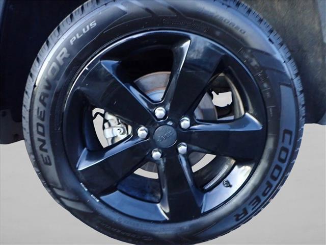 used 2015 Jeep Grand Cherokee car, priced at $12,998