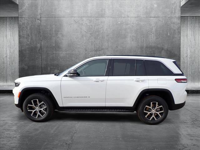 new 2025 Jeep Grand Cherokee car, priced at $48,252
