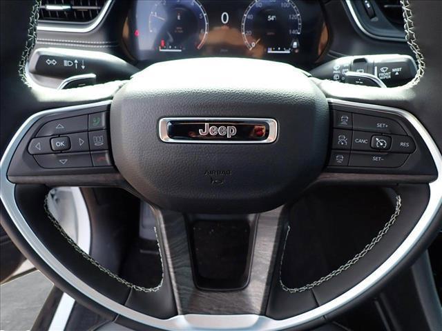 new 2025 Jeep Grand Cherokee car, priced at $48,252