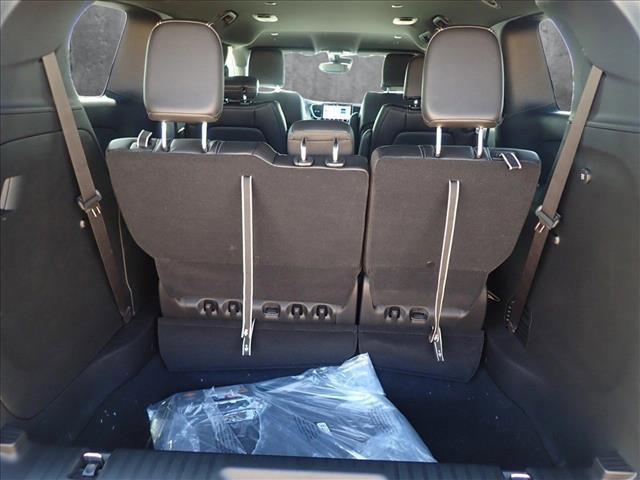 new 2025 Chrysler Pacifica car, priced at $47,019